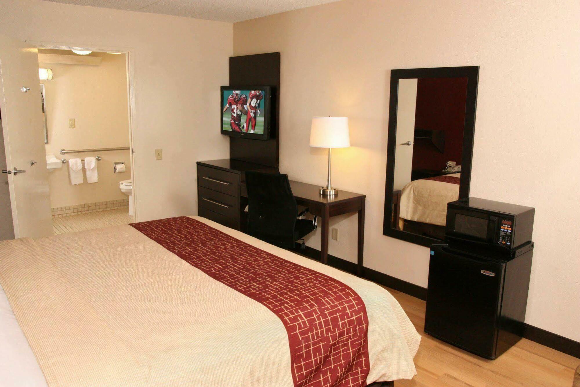Red Roof Inn Plus+ Austin South Exteriér fotografie